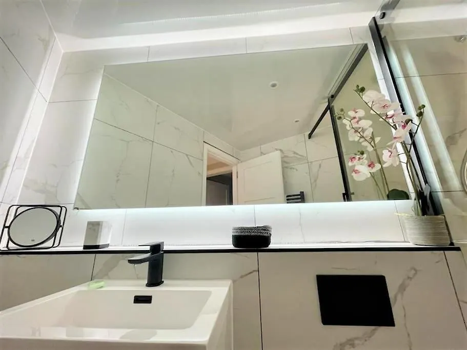 Stylish, Central And Cosy 1Bd Nr Canongate Edimburgo Appartamento