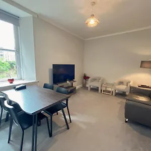  Apartment Two Bed