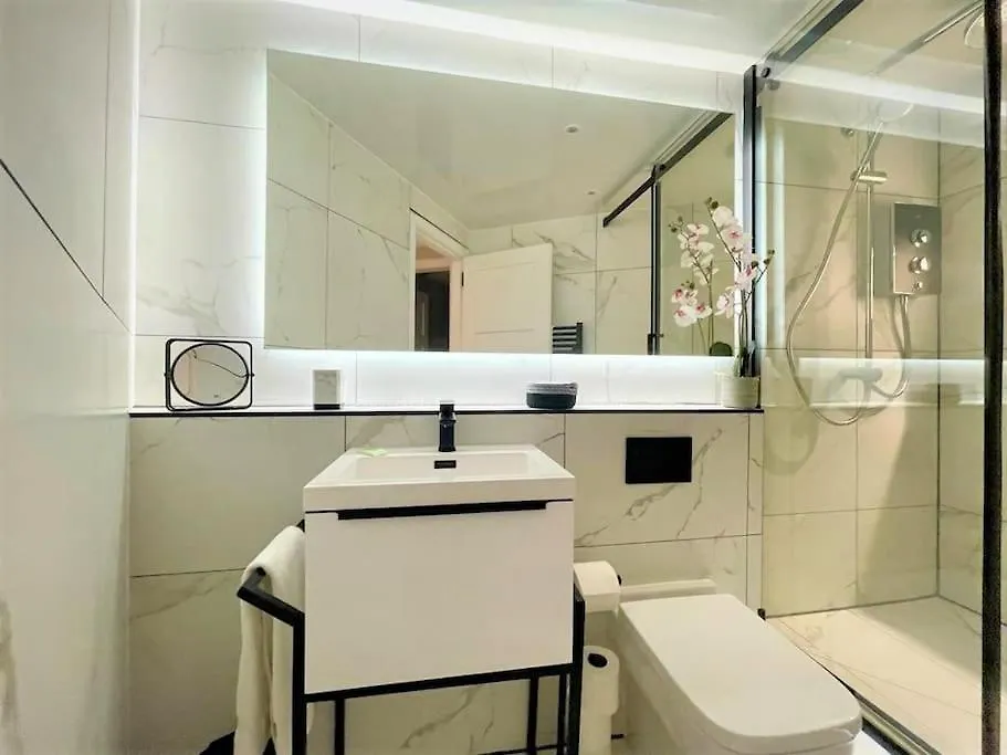 Stylish, Central And Cosy 1Bd Nr Canongate Edinburg